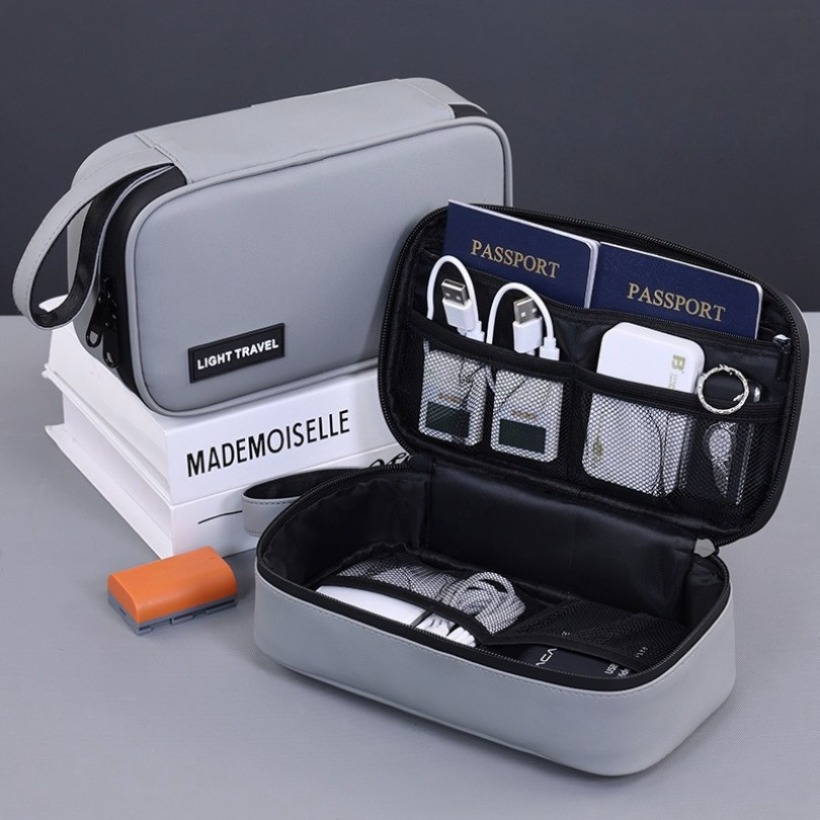 Electronics & Gadgets Starting With C - Bolsa de almacenamiento ligera para dispositivos